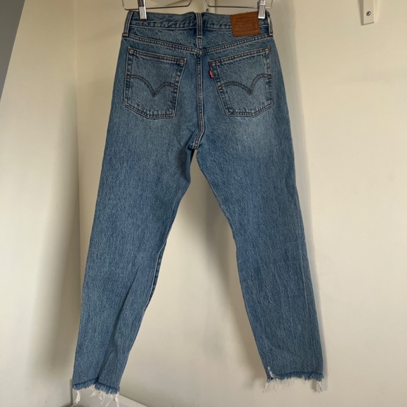 Levi’s jeans ⋆⋅☆⋅⋆Wedgie icon fit - Picture 3 of 6